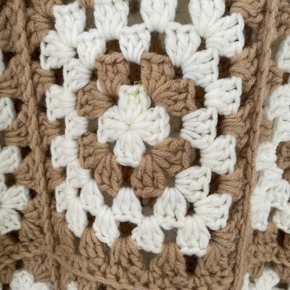 Granny Square Crochet Pattern Sweater - Brown & White - Picture 8 of 9